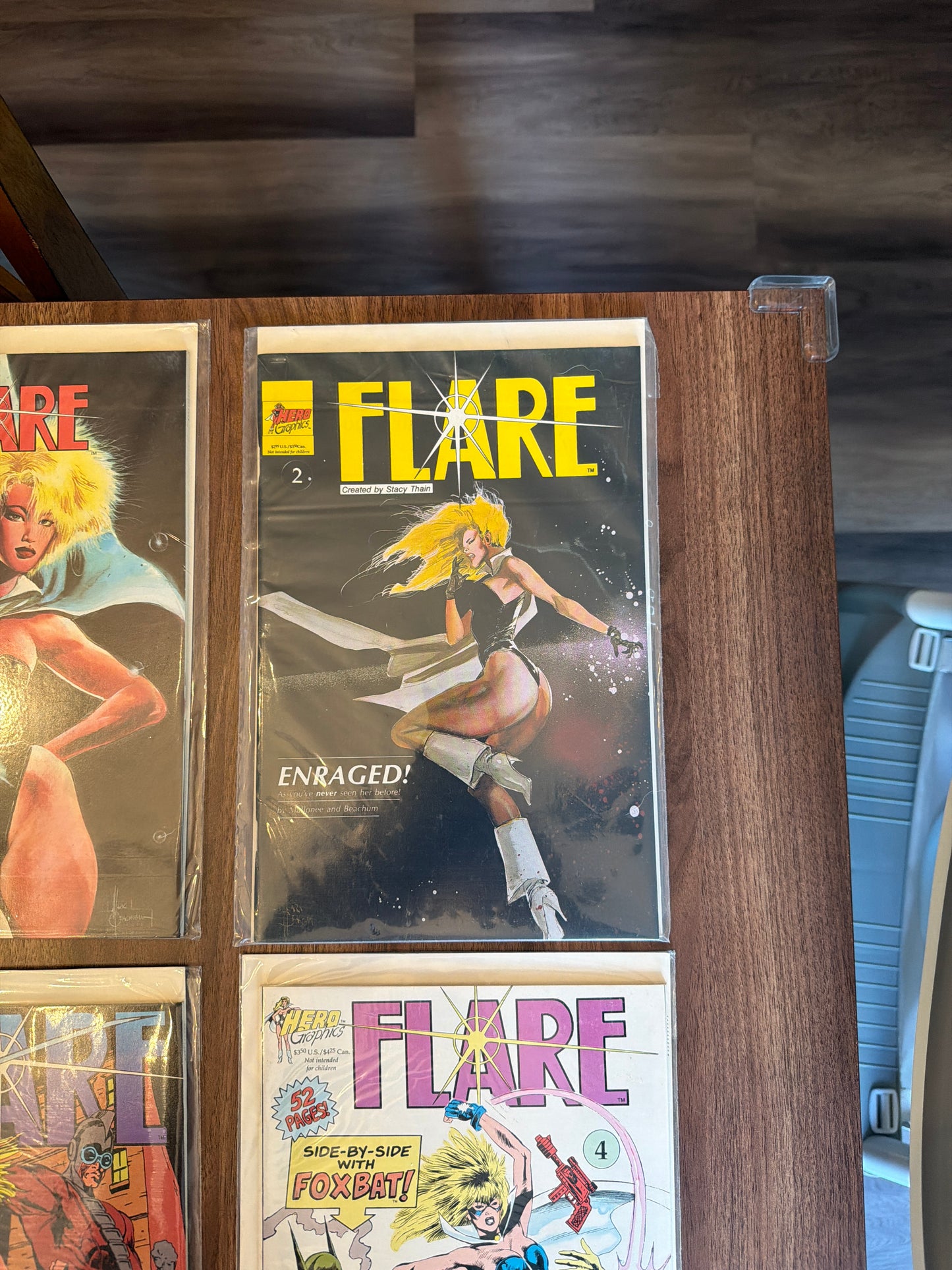 Hero Graphics Flare Vol 2 Issues 1-4 Near Mint Condition Bonus Vol 1 Issue #3 Included  Lot of 5 *